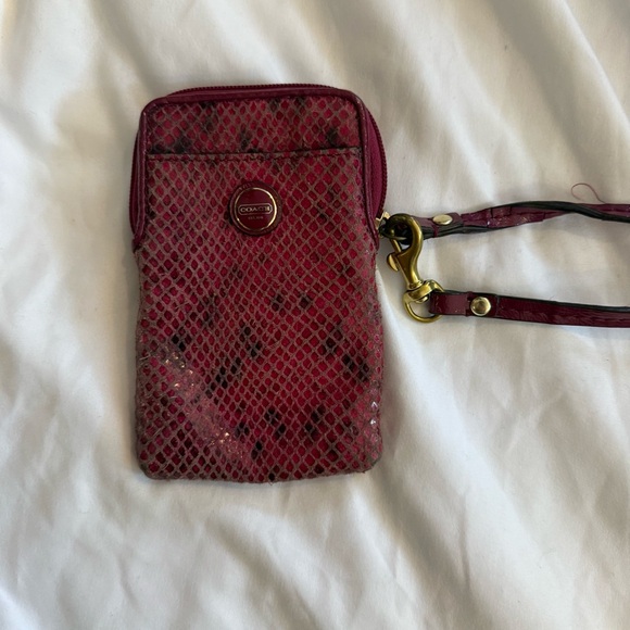 GUC Vintage Coach Snakeskin Phone Wallet - Picture 1 of 8
